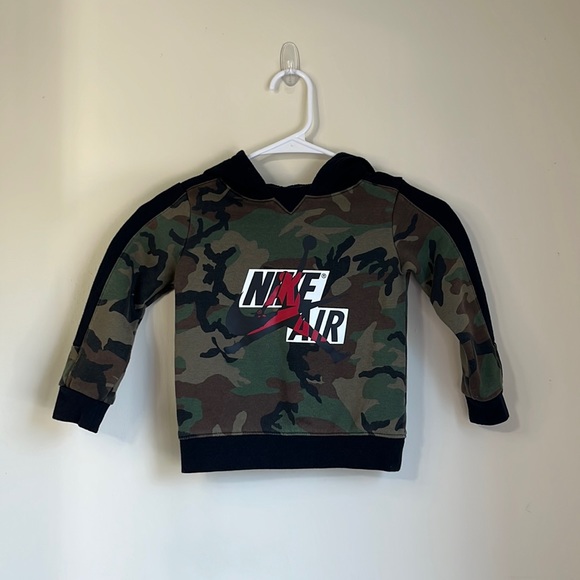 Nike Air Jordan Youth Camouflage Hoodie Size 3T - Picture 1 of 6